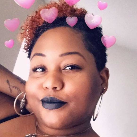 Meet your Posher, Jonora - Picture 1 of 1